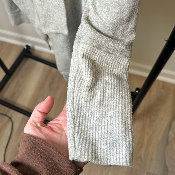 Mesh + Lace Women's Grey Sweater Open Front Cardigan Size Medium - Picture 4 of 7